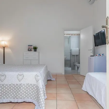 Saporedimare - Affittacamere Fronte Mare - Narramondo Guest house 3*